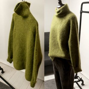 toTEME Damen-Pullover mit lässigem Stehkragen, grün