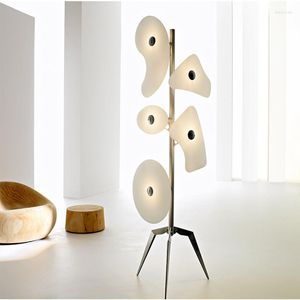 Lampy podłogowe nordycka sztuka kreatywna lampa kolorów