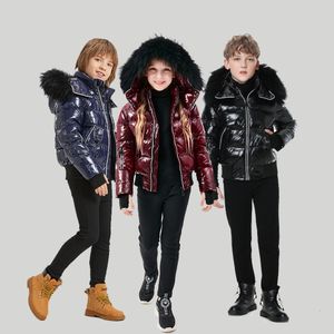 سترات AP Winter Children Coat For Boys Girls Fashion Piping White Kids Jackets Bracking Shelling Fabricning White Duck Down Down 230905