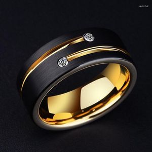 Fedi nuziali Arrivo 8 mm tungsteno nero con fascia classica da uomo e donna di lusso con doppia pietra CZ scanalata in oro