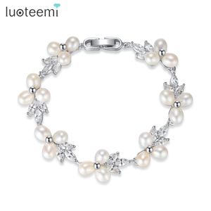 Bracciale LUOTEEMI Elegante CZ Bracciale di perle d'acqua dolce Lusso Cubic Zirconia Donna Fiore Nuziale Matrimonio Fidanzamento Bracciali Gioielli 230906