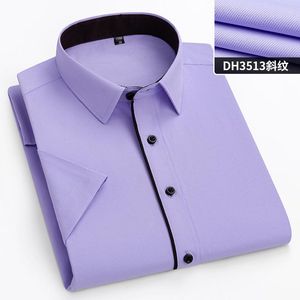 MENS DRESSE SHIRTS 11XL SHIRT MEN KORT SLEEVE Vit Casual Business For Large Size Single Pocket-knapp-nedåt randighet Casual Bekväm och andningsbar