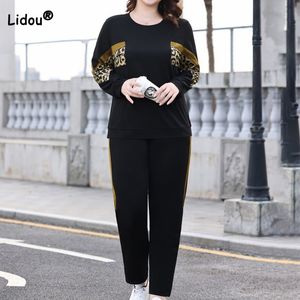 Women's Plus Size Tracksuits Spring Autumn ONeck Leopard Print Long Sleeve Top Lady Pockets Side Gold Stripe Pants Casual Running Two Pieces Sets 230905