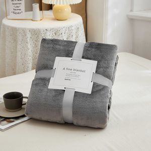 Blankets 70x100cmGrey Flannel Fleece Blanket Adult Children Soft Warm Throw Bed Covers Simple Solid Color Sofa Breathable Bedspreads 230906