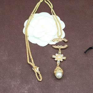 Classic Gold Plated Necklace Fashion Large Pearl Pendant Wedding Gift Jewelry High Quality Sweater Necklaces 16style