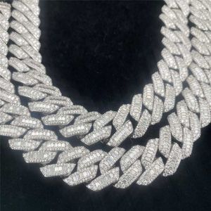 مغني الراب الفضي القفز الصلب Diamond Moissanite Baguettes سلسلة رجال رابط 15 مم Gra Cuban للورك العريض الكوبي قلادة Ujhah