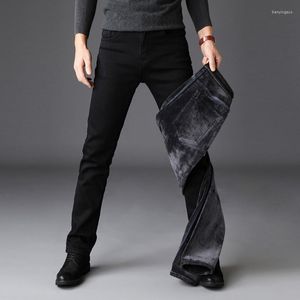 Mäns jeans 2024 män mode vinter svart färg smal fit stretch tjock sammet byxor varm denim casual fleece byxor man