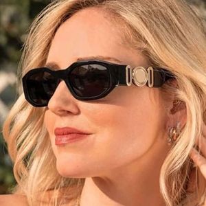 Nova moldura pequena com cabeça humana popular na internet para mulheres de óculos de sol da moda Fotos de rua óculos de proteção solar