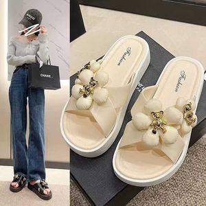 Slippers Summer Women's Slippers Fashion Lovely Soft Sole Outdoor All-Wear Non-Slip Leisure Beach Sandals Bargain Price X0905