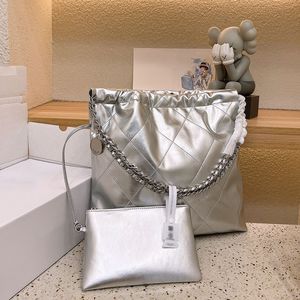 Borsa a tracolla di design di lusso francese Parigi classica 22 borse a tracolla da donna Borsa a tracolla da donna di moda di alta qualità Famosa borsa a tracolla grande in argento con reticolo di diamanti 36 cm