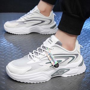 Scarpe da uomo Sport e tempo libero da uomo Uomo di papà Donna Sport all'aria aperta Scarpe da ginnastica da corsa Scarpe casual Atletica Scarpe da ginnastica Prezzo basso con scatola di buona qualità taglia grande