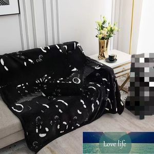 Foreign Trade Blanket Gift Big Brand Classic Style Cover Blankets Office Air Conditioning Blanket