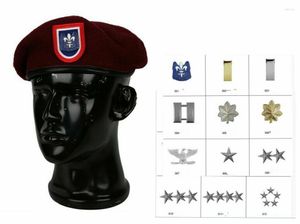Berets US Airborne Division Purplay Red Wool Beret Army Special Forces Cap Insignia Alla storlekar
