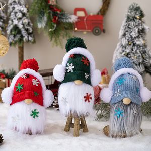 Doldurulmuş kar tanesi meçhul elf cüce ile kulak muff örme şapka şapka peluş oyuncak masa süslemesi Noel dekoratif süsleri Noel dekorasyonları ev için
