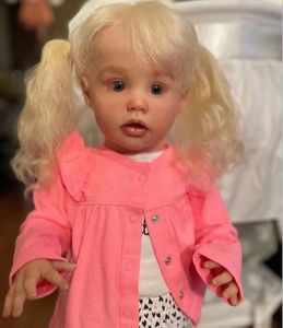 Docks FBBD Anpassad begränsad leverans 26Inch Reborn Baby Doll Ariel med handrotat lockigt långt vitt hår redan slutade 230907