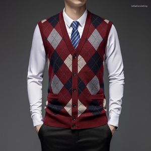 Mäns västar Toppklass 6,5% Wool Casual Classic Sweater Vest 2023 Autumn and Winter Thicken Warm Men Affärsmode Argyle