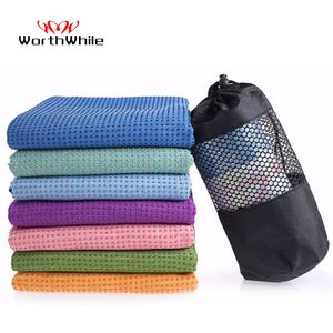 Yoga Mats WorthWhile Fitness Gym Mat Toalha Anti Skid Microfiber Cover Cobertor Esportes Não Deslizamento para Soft Engrossar Equipamento de Exercício de PVC 230907