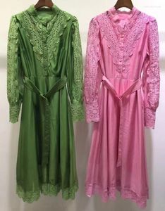 Vestidos casuais top qualidade 2024 primavera vestido mulheres rendas bordado cinto deco manga longa meados de bezerro comprimento rosa pista verde linda