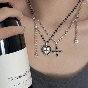 Choker Trendy Heart/Cross Pendant Halsband Goth Hip Hop Retro pärlstav för män Kvinnor Religiösa smycken gåva