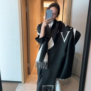 Designer Scarves Women Cashmere Full Letter Printed Scarf Soft Touch Warm Wraps with Tags Autumn Winter Long Shawls 15 Colors