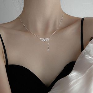 Ожерелья с подвесками, креативный дизайн, ожерелье-цепочка с листьями и ключицей, женская личность, простой подарок подруге, темперамент, модный сувенир для