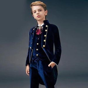 Garnitury niebieskie zamsz Slim Fit Boys Suit Trzyczęściowy zestaw 2023 Unikalny projekt dżentelmena Przystojna odzież 230906