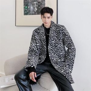 Men's Suits Winter Personality Blazers Mens Suit Jackets Black And White Stripe Design Thickened Woolen Long Zebra Coat Trajes Elegantes Par