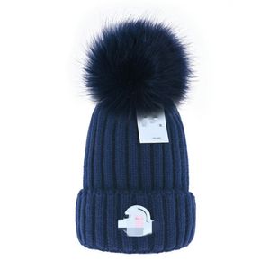 Commercio estero Europa e Stati Uniti versione del cappello di lana lavorato a maglia da strada caldo protezione per le orecchie cappello freddo marchio standard celebrità online cappello per il tempo libero all'aperto