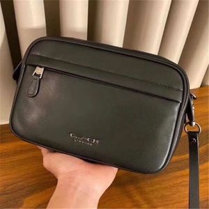 Bolsas de designer femininas tote novo ombro de couro masculino moda cross-corpo câmera capa camada de couro marca pequeno quadrado telefone móvel vendas diretas da fábrica