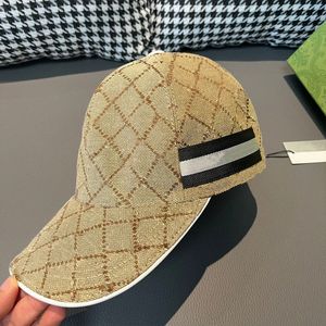 Designers Casquette luxe womens baseball cap strawberry Mens Canvas ball caps full letter printed Beanie Bonnet Adjustable J86Z#