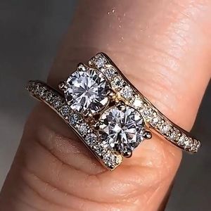 Klaster Pierścienie Solid 10k żółte złote kobiety pierścienia moissanite Diamenty 0,3 3 szt. Weddna przyjęcie zaręczynowe rocznica