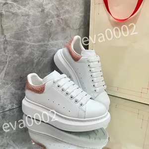 Nya topp trendiga män casual skor kvinnor klassiska läder sneakers espadrilles plattform sko platt chaussures komfort tennisskor xsd221105