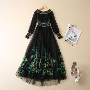 2023 Black Paisley Brodery Tulle Dress Off Axel Slash Neck Paneled Elastic midja Long Maxi Casual Dresses S2N290010