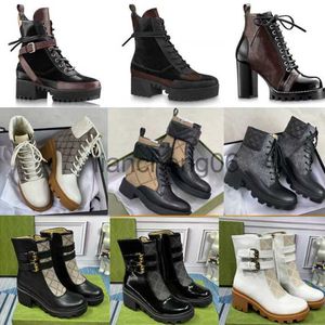 Stivali Stivali da donna firmati Martin Desert Boot Stivaletti Scarpe da stella Piattaforma Chunky Martin Boot Scarpe con fibbia Scarpe con plateau per esterno in pelle con diamanti Inverno con scatola N