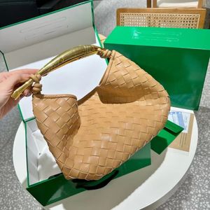 2023 winter new sardine new season Sardine leather woven bag genuine leather all-match luxury design authentic version high-quality ladies cosmetic bag