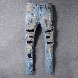 20SS MENS DESIGNER JEANS ENJÄRD RIPPAD BIKER SLIM FIT MOTORCYCLE DENIM FÖR MÄNMMA JEAN MANS PANTS POUR HOMMES #523204I