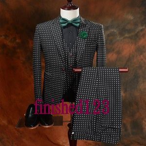 2017 Verkauf Schwarz Polka Dot Bräutigam Smoking Mann Blazer Prom Abendessen Anzüge Jacke Hose Fliege K32317v