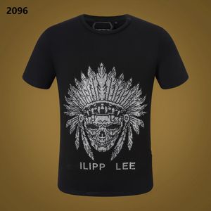 NOVO ESTILO Phillip Plain Men Camisetas Designer PP Crânio Diamante Camiseta Manga Curta Dólar Brown Bear Marca Tee Crânios de Alta Qualidade Camiseta Tops SP2096