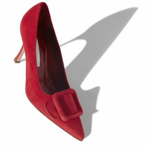 Klänningskor Kvinnor Sandaler Pumpar Bright Red Navy Suede Detalj Buckle Italy Delicate Pointed Toe Designer Wedding Party Sandal High Heels Box EU 35-43