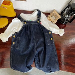 Комбинезоны, детские штаны на бретелях, весенне-осенняя одежда для мальчиков, свободный джинсовый комбинезон для малышей от 2 до 12 лет 230907