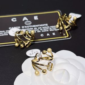 Mode kvinnor älskar ringar lyx design present bröllop boll öppning justerbar ringdesigner gåvor smycken tillbehör 18k guldplatta3143