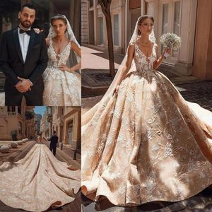 Champagne Wedding Dress 2023 Modest Ball Gown Dresses V Neck 3D LACE Appliques Ruched Bridal Clowns Plus Size Cathedral Train Royal Luxury