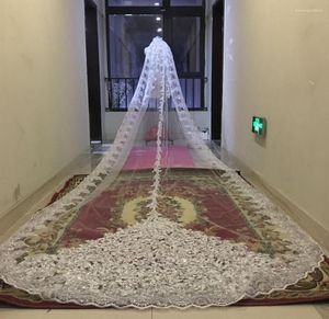 Bridal Veils paljetter Pärlor Applices spets Shiny Edge Crystal Cathedral Wedding Huvudbonad med kam bifogad skräddarsydd lång 5 m