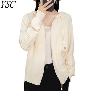 Camisetas de punto para mujer YSC 2023 Patrón de parche de otoño Mujeres de punto Mezcla de cachemira Cárdigan Cuello con capucha Estilo de barra vertical de alta calidad 230907