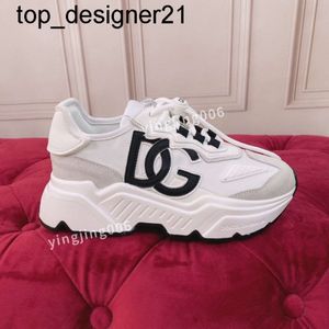 2023 Nowa marka mody Menshoes Runing Buty Kobiety Sport Sneakers 90s Essential Hyper Grape Dancel Black White Red Runs Buty damskie męskie buty