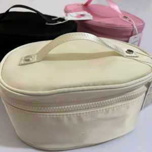 Nuova borsa per il trucco da viaggio Borsa per il trucco da donna alla moda Borsa per cosmetici di grande capacità Borsa per il trucco Borsa per yoga