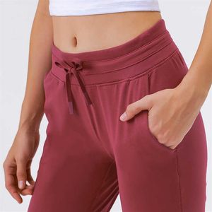 L-31 Kadın Yoga Pantolon İnce Cepleri ile İnce Yoga Pantolon Spor Fitness Pantolon Açık Moda Leydi Gevşek Düz Jogger Outf3040