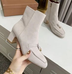 Loro Pianas Women Ankle Boots Designer Suede Leather Tasell Women Short Boot Runway High Heels Party Dress Booties Winter