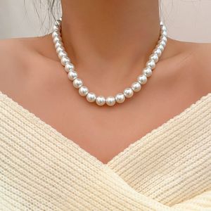 Vintage Style Simple 4/6/8/10/12mm Imitation Pearl Chain Choker Halsband för kvinnor Bröllop Kärlekskalhänge Halsband Fashion Jycken Partihandel