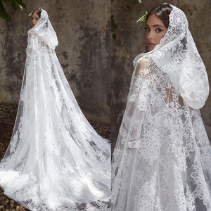 Romantic Hooded Lace Wedding Veil Lily Collins Inspired Fairy Princess Bridal Cape 2024 Shoulder Cloak Chapel Long Bridal Veils Western British Victorian